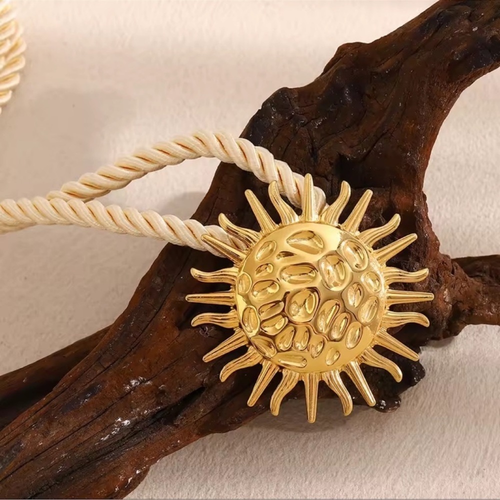 Sun 18K Gold Waterproof Cream Pendant Necklace